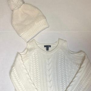 AQUA sweater size M beige  plus’s SONOMA hat  2x1
